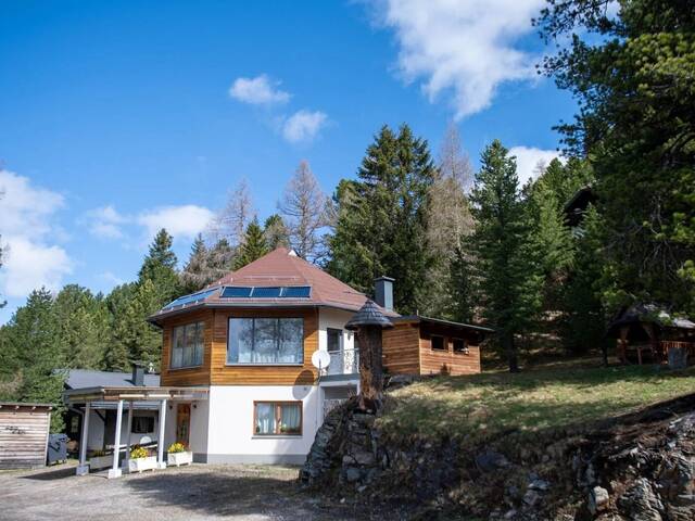 Immobilie in Reichenau - Alpenidylle mit Potenzial - begonnenes Wellnessgebäude auf Zweitwohnsitz-Grundstück - Bild 0