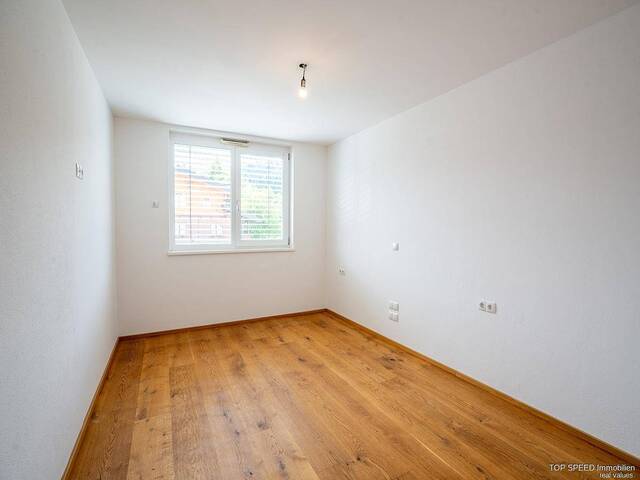 Immobilie in Altenmarkt im Pongau - Moderne Eigentumswohnung mit Südbalkon, 2 Schlafzimmern und 2 PKW-Stellplätzen in zentraler Lage - Bild 3