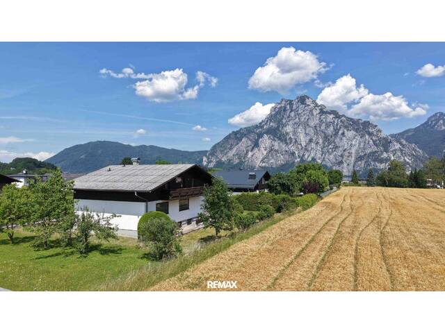 Immobilie in Traunkirchen - Landhaus mit ungewöhnlicher innenarchitektonischer Gestaltung! - Bild 0