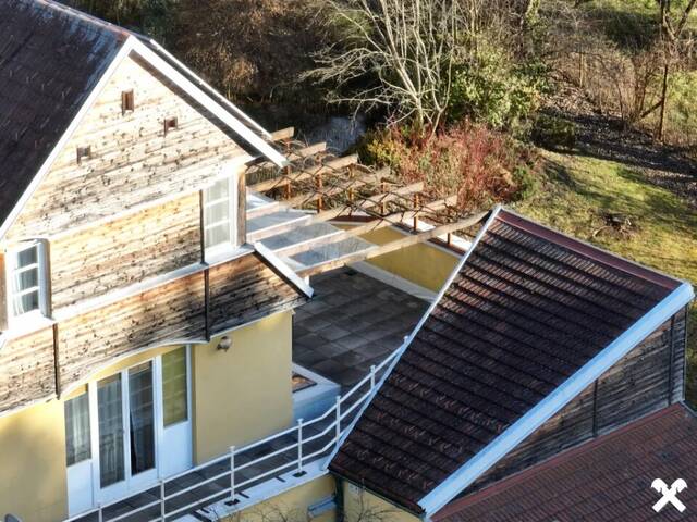Immobilie in Markt Hartmannsdorf - Repräsentatives Wohnhaus - verbinden Sie Wohnen und Arbeiten unter einem Dach! - Bild 2
