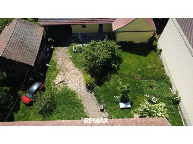 Immobilie in Totzenbach - Sanierungsobjekt in Totzenbach - Wohnhaus auf ca. 600 m² Grundstück - Bild 2