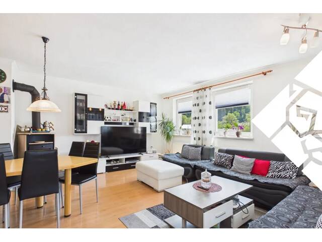 Immobilie in Kirchbichl - Attraktive 4-Zimmer-Wohnung mit großzügiger Terrasse zu kaufen! - Bild 0
