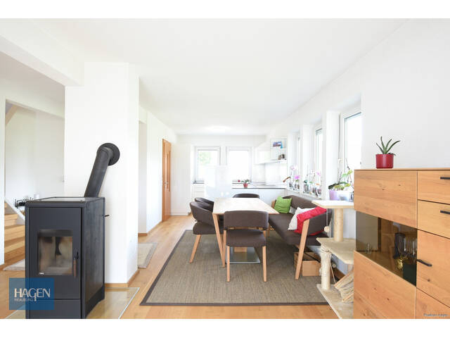 Immobilie in Gaißau - Charmantes Reihenhaus mit modernem Wohnkomfort und idyllischem Garten - Bild 2