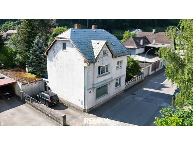 Immobilie in Lilienfeld - Anlageobjekt: Einfamilienhaus in Lilienfeld mit Garten und Garage - Bild 0