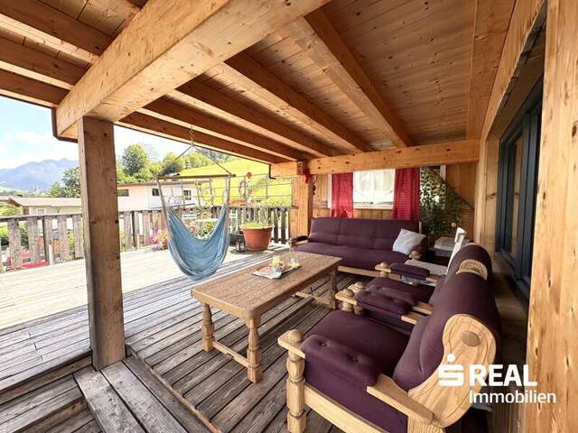 Immobilie in Fieberbrunn - Ein Wohntraum in erhöhter Lage mit unvergleichlichem Bergpanorama: 12 Zimmer, Garten, 5 Terrassen, Garage, 6 Stellplätze! - Bild 4