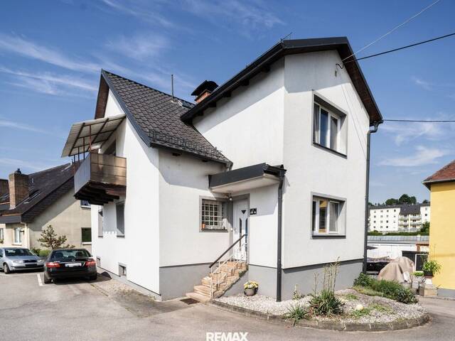 Immobilie in Sierning - Einfamilienhaus mit Garten und Garage im Zentrum von Sierning! - Bild 0