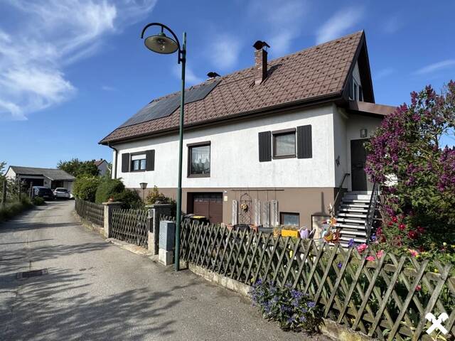 Immobilie in Kleinmeiseldorf - Einfamilienhaus mit Nebengebäude - Bild 1