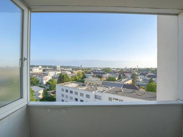 Immobilie in Wels - Großzügige 4-Zi-Wohnung mit Loggia in Wels - Neustadt - Bild 1