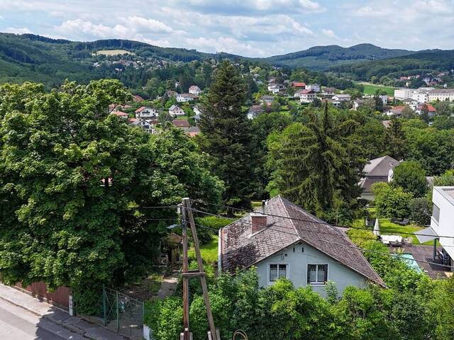 Immobilie in Gablitz - Entzückendes Einfamilienhaus mit großem Südwest-Grundstück und Teilungsmöglichkeit - Bild 2