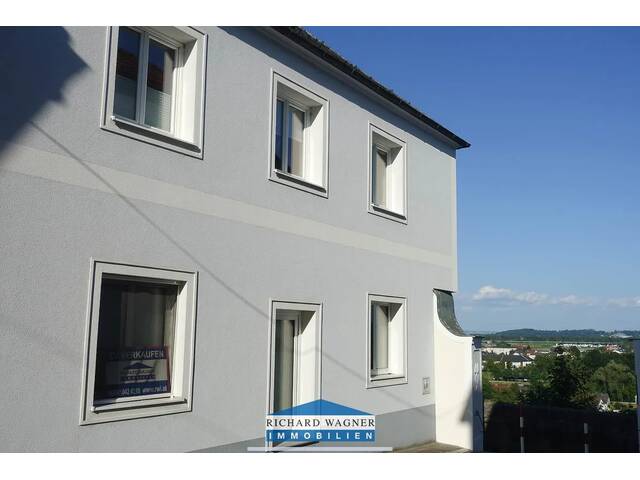 Immobilie in Enns - Großzügiges Stadtbürgerhaus in Aussichtslage mit Top-Ausstattung - Bild 2