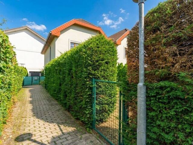 Immobilie in Laab im Walde - Großzügiges Zuhause mit Garten, Keller und Garage - nur 5 Minuten zur Wiener Stadtgrenze! - Bild 2