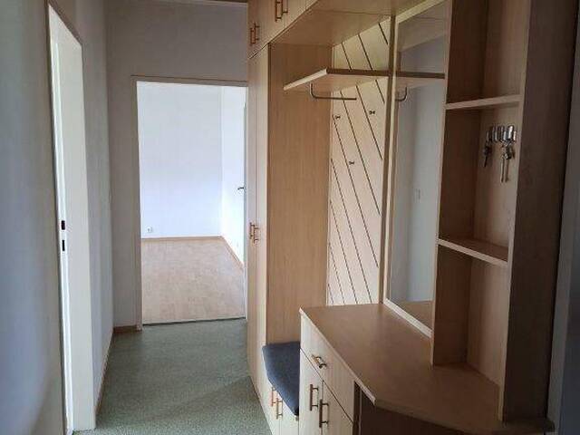 Immobilie in Gratwein - Zentral gelegene 3-Zimmer-Eigentumswohnung mit sonniger Loggia & Carport - Bild 2