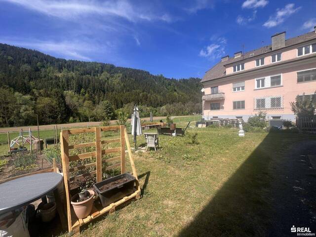 Immobilie in Wieting - Wohnen in traumhafter Ruhelage – gepflegte Dachgeschosswohnung mit Gartenanteil und herrlichem Grünblick in Wieting / Klein St. Paul - Bild 3