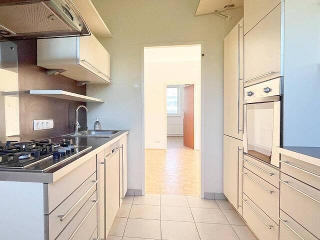 Immobilie in Klosterneuburg - Zentrumslage Klosterneuburg: 3-Zimmerwohnung - beste Infrastruktur - Pkw-Stellplatz - Bild 4