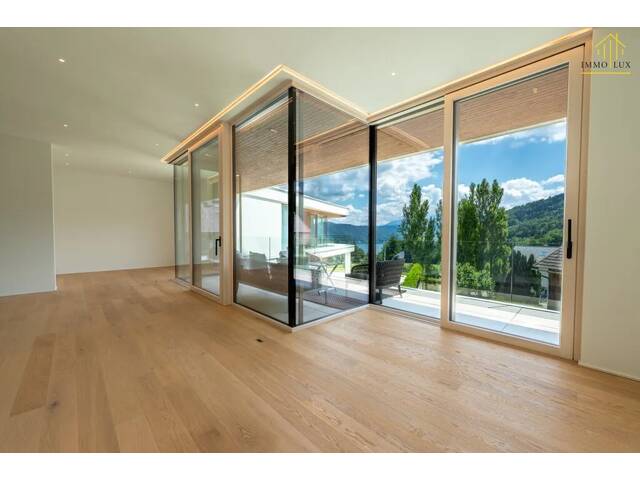 Immobilie in Berg im Attergau - Luxus-Maisonette am Attersee: Aus einem Guss mit Privat-Lift & Eigengarten - Bild 3