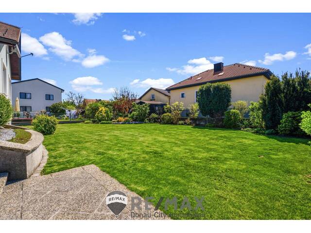 Immobilie in Oberhausen - Gepflegter Bungalow mit Garten in Oberhausen - Bild 0