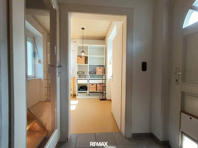 Immobilie in Teesdorf - Modernisiertes 3-Zi-Haus in Teesdorf mit Garten, Terrasse & Stellplatz – 329.000 € - Bild 3