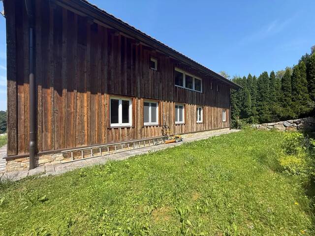 Immobilie in Eggelsberg - Architektur, Natur und außergewöhnlicher Wohnkomfort - Bild 2