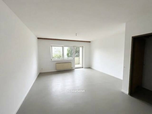 Immobilie in Enns - Charmante Maisonettewohnung mit 95 m² und Loggia in Enns – Adaptierungsbedürftig mit großem Potenzial! - Bild 1