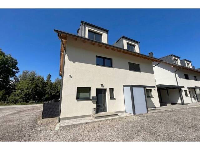 Immobilie in Heiligenstatt - Vermietbare Doppelhaushälfte mit Carport und Smart-Home - Bild 3
