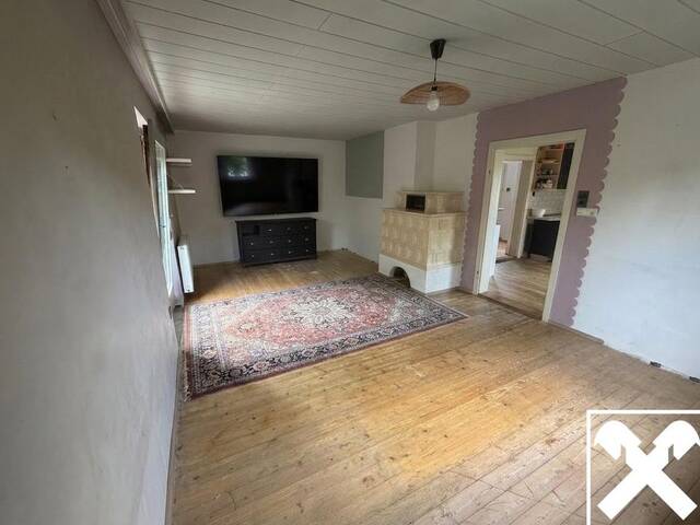 Immobilie in Freinberg - Wohnhaus mit Entwicklungspotential und Garten - Bild 1