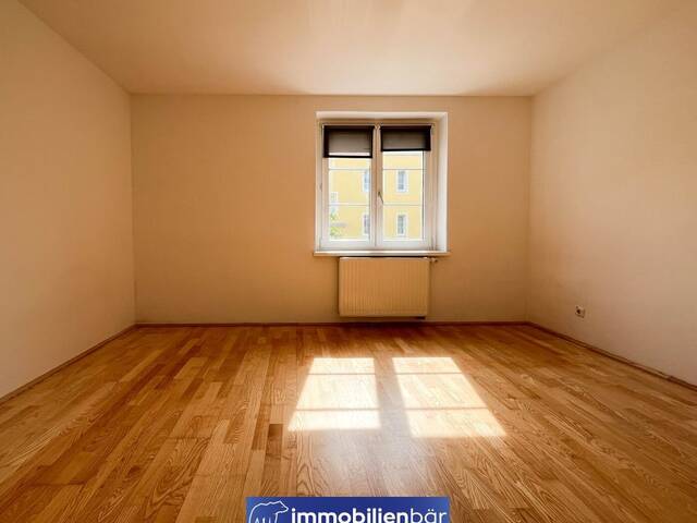 Immobilie in Ried im Innkreis - Großzügige 4 Zimmer - Gartenwohnung (ca. 140m²) inkl. Küche nähe Stadtpark Ried - Top Preis - Bild 2