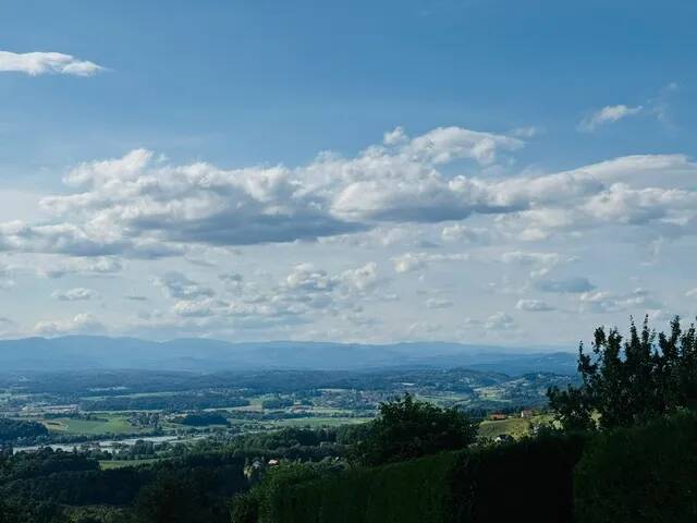 Immobilie in Mitteregg - ##STERISCHE TOSKANA--RARITÄT--WOHNOASE mit PANORAMABLICK--KACHELOFEN--parkähnlichen GARTEN--GARAGE !!## - Bild 1