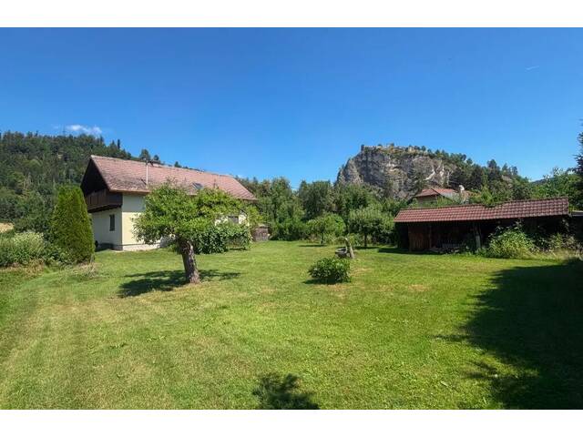 Immobilie in Griffen - *** Einfamilienhaus mit Modernisierungsbedarf und Schlossbergblick *** - Bild 3