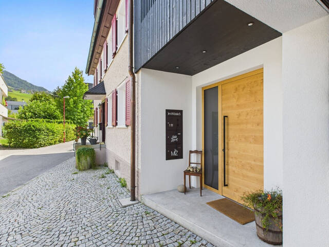 Immobilie in Sulz - Rheintalhaus mit Charakter: Einfamilienhaus mit Einliegerwohnung und großem Garten in Sulz - Bild 1