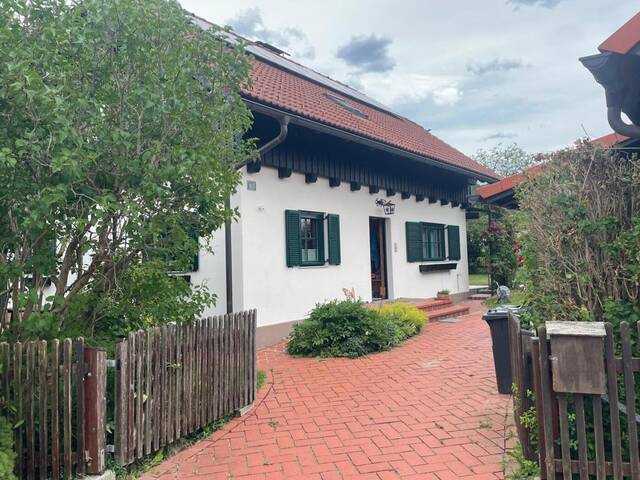 Immobilie in Krieglach - Tolles Einfamilienhaus mit Balkon, Terrasse und wunderschönem Garten in Krieglach zu verkaufen! - Bild 1