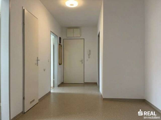 Immobilie in St. Kanzian am Klopeiner See - Helle Drei-Zimmer-Wohnung in St. Kanzian mit Loggia und Parkplatz - Bild 2