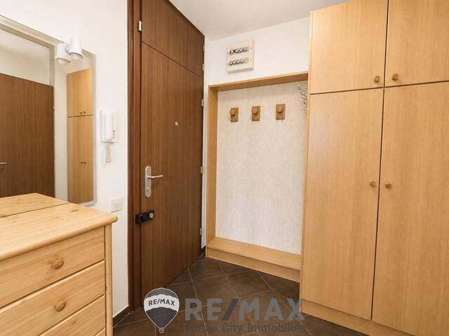 Immobilie in Wien - Helle 2-Zimmer-Eigentumswohnung mit sonniger Loggia | 2. Liftstock | ca. 46 m² NFL - Bild 1