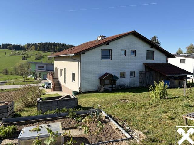 Immobilie in Kollerschlag - Wohnen mit Weitblick - großzügiges Haus mit landwirtschaftlicher Nutzfläche - Bild 1