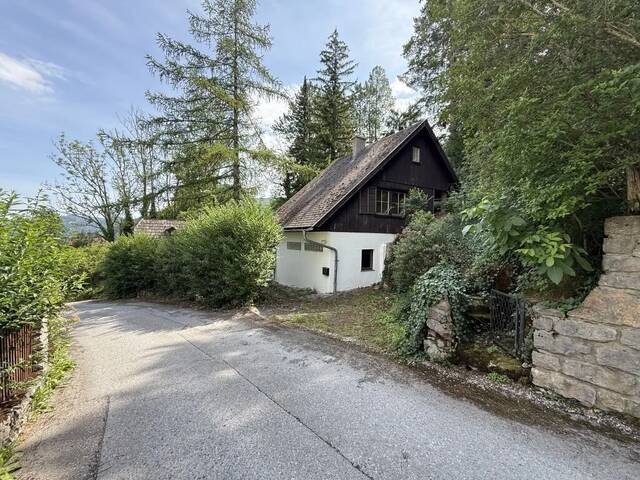 Immobilie in Miesenbach - Miesenbach im Piestingtal - zwei renovierungsbedürftige Häuser in erhöhter Streusiedlung - Bild 0