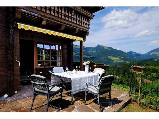 Immobilie in St. Koloman - Logenplatz mit grandioser Aussicht: Gediegenes Landhaus in St. Koloman (Salzburg) - Bild 1