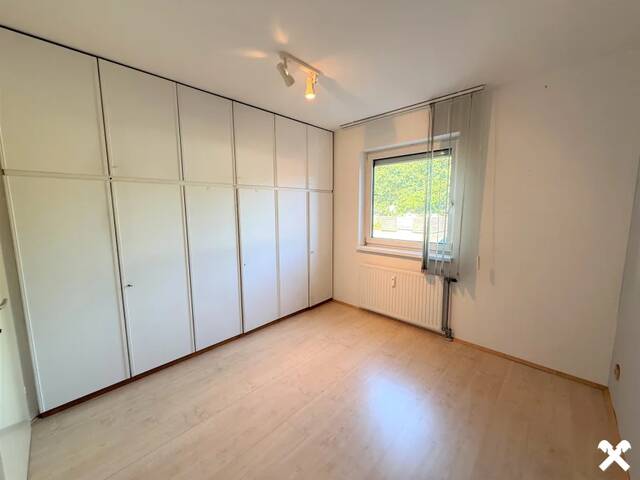Immobilie in Ansfelden - Kleine Wohnung, großes Potenzial – 2-Zimmer-Wohnung mit Terrasse! - Bild 1