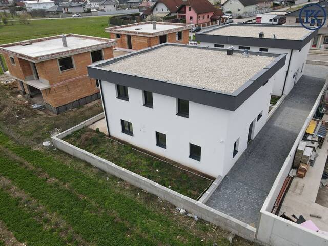 Immobilie in Untersiebenbrunn - Erstbezug im Grünen - Modernes Wohnen vor den Toren Wiens - Bild 0