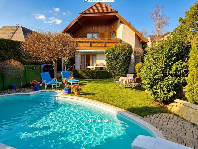 Immobilie in Hinterbrühl - Traumhaus in Hinterbrühl - inkl. Pool, Sauna, Garage, Terrasse und Balkon - Bild 0