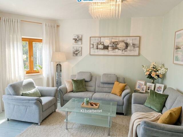Immobilie in Hinterbrühl - Traumhaus in Hinterbrühl - inkl. Pool, Sauna, Garage, Terrasse und Balkon - Bild 1
