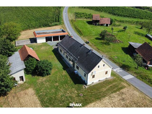 Immobilie in Tieschen - Lage, Lage, Lage - Rückzugsort im Grünen: Landhaus mit rund 8.000 m² Grundstück nahe Tieschen - Bild 3