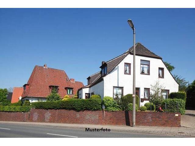 Immobilie in Hürm - Großzügiges 2-Familienhaus - ideal für Mehrgenerationen oder Kapitalanlage - Bild 0