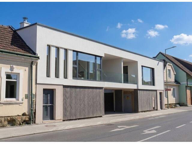 Immobilie in Kierling - EXKLUSIVE MAISONETTE MIT LOGGIA | MODERNER WOHNKOMFORT | KLIMAANLAGE VORBEREITET | FUSSBODENHEIZUNG & LUFTWÄRMEPUMPE ! - Bild 4