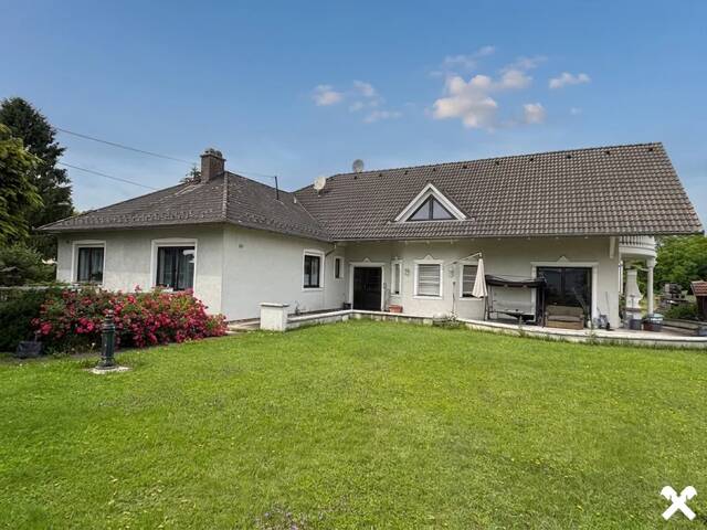Immobilie in Ried in der Riedmark - Zweifamilienwohnhaus mit großem Grundstück - Bild 0