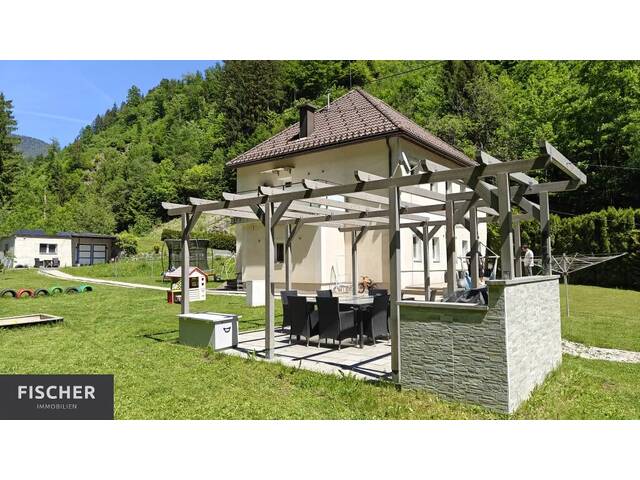 Immobilie in Labientschach - Wohnhaus in Labientschach: Gepflegtes Domizil mit Balkon und Garage, großes Grundstück! - Bild 1