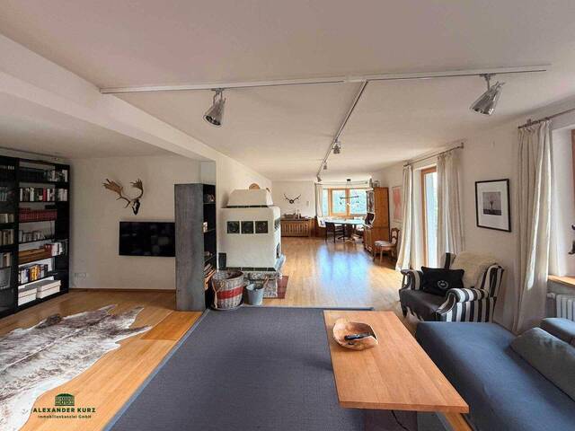 Immobilie in Salzburg - Mehrfamilienhaus in wunderschöner Aussichtslage am Gaisberg - Bild 3