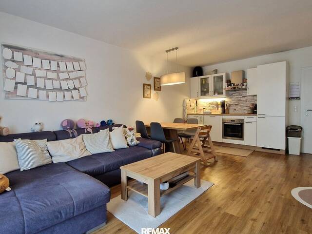 Immobilie in Albersdorf - Gartentraum nahe Gleisdorf: Sonnige 3-Zimmer-Wohnung mit Terrasse, Eigengarten und zwei Autoabstellplätzen - Bild 0