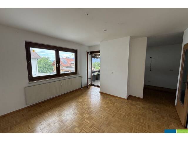 Immobilie in Arnoldstein - Arnoldstein, Am Hügel: Dreizimmerwohnung im ersten Halbgeschoss - Bild 3