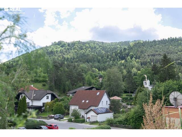 Immobilie in Neusiedl - Ruhelage mit traumhafter Aussicht - 80m², 3 Zi., Terrasse, 3- Liftstock, neue Küche, Klimaanlage, Massagebadewanne! - Bild 3