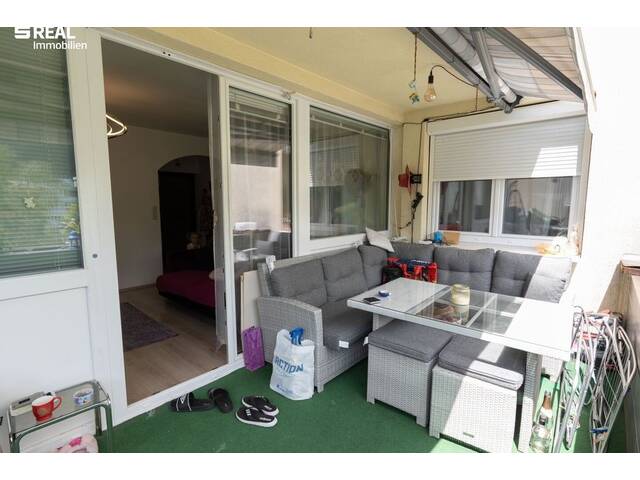 Immobilie in Neusiedl - Ruhelage mit traumhafter Aussicht - 80m², 3 Zi., Terrasse, 3- Liftstock, neue Küche, Klimaanlage, Massagebadewanne! - Bild 4