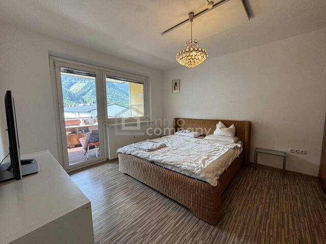 Immobilie in Leoben - Sonnige 3-Zimmer-Wohnung mit Südloggia, Parkplatz & Lift in Leoben-Göss - Bild 1